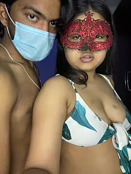 Snapshot of soniyaverma00 chatting on February 23, 8:12 am soniyaverma00 online show from February 23, 8:12 am