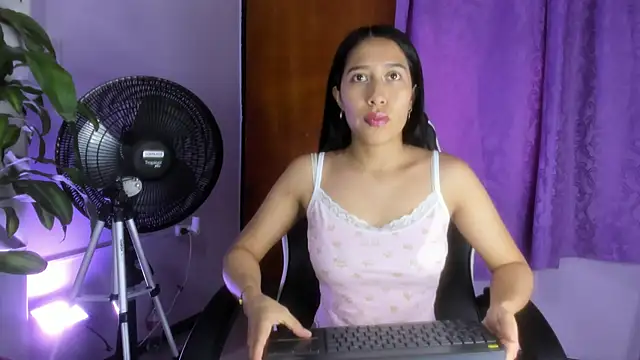 Snapshot of Amelia_Rivas chatting on February 3, 6:46 pm Amelia Rivas online show from February 3, 6:46 pm