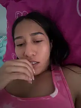 Snapshot of Amelia_Rivas chatting on February 9, 3:27 pm Amelia Rivas online show from February 9, 3:27 pm