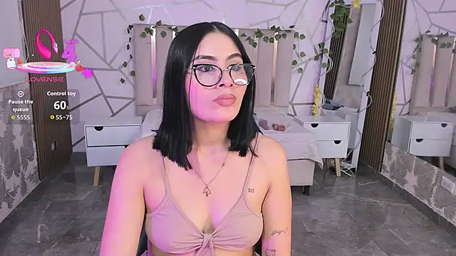Snapshot of casse_tay chatting on June 20, 3:42 am casse tay online show from June 20, 3:42 am