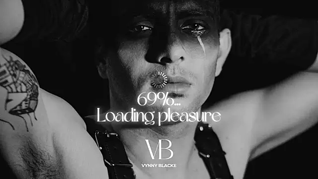 VynnyBlacke  online show from October 22, 8:30 pm