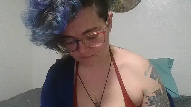 Snapshot of daniak90 chatting on October 17, 7:27 pm daniak90 online show from October 17, 7:27 pm
