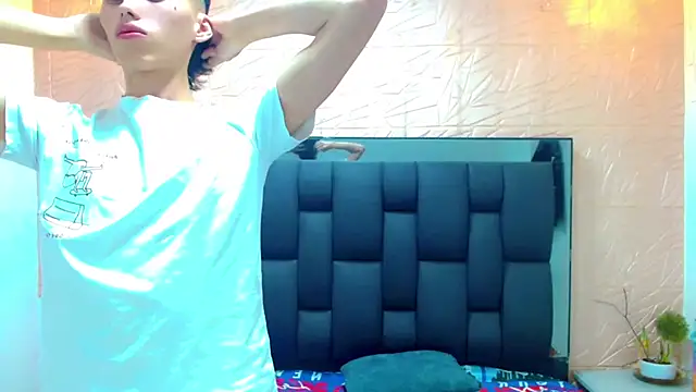 thaigo twink38 online show from October 24, 3:47 am