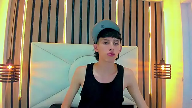 thaigo twink38 online show from April 29, 9:24 am