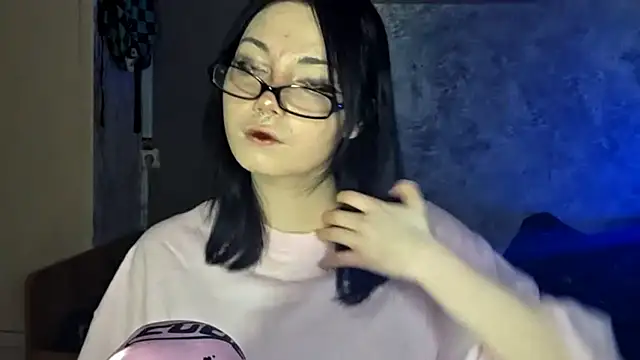 Beeping Creature online show from November 29, 2:31 pm