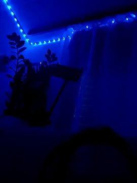 Snapshot of Taylor_Sex6 chatting on February 12, 8:20 am Taylor Sex6 online show from February 12, 8:20 am