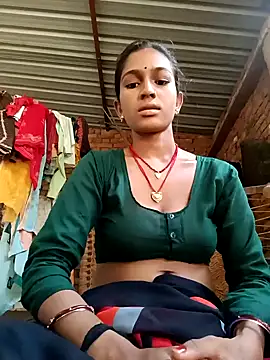 Snapshot of Sali_ji chatting on October 19, 8:04 am Sali ji online show from October 19, 8:04 am