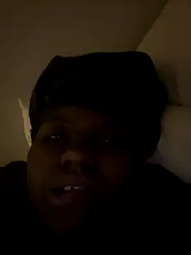 Snapshot of Angelslays chatting on October 27, 1:31 am Angelslays online show from October 27, 1:31 am