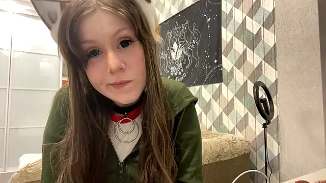 RebelKitsune online show from October 15, 7:03 pm