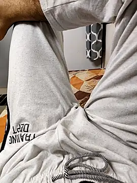 Snapshot of Mallu_kalikar_69 chatting on November 8, 4:40 pm Mallu kalikar 69 online show from November 8, 4:40 pm