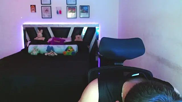 Sebasxxl12 online show from March 13, 9:10 pm