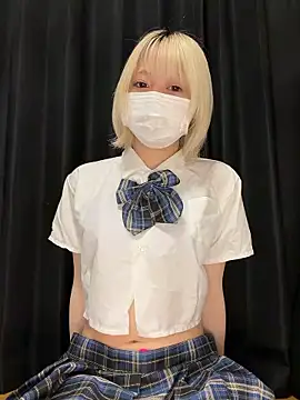 Nyamo-chan online show from June 2, 3:25 pm