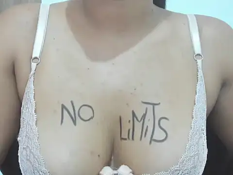 Valentinahot7 online show from October 22, 3:12 pm