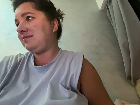 Snapshot of red_mini_fox chatting on October 7, 7:00 pm red mini fox online show from October 7, 7:00 pm