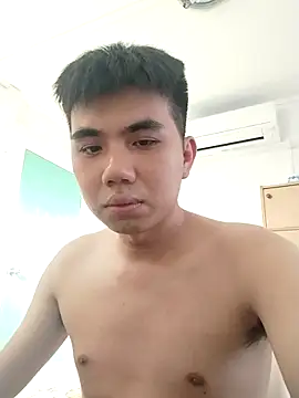 Snapshot of henry9933 chatting on October 26, 9:37 am henry9933 online show from October 26, 9:37 am