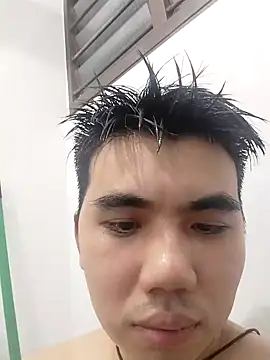 Snapshot of henry9933 chatting on October 31, 11:55 am henry9933 online show from October 31, 11:55 am