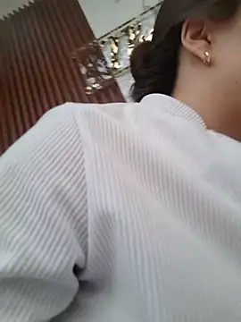EmmaValencia  online show from June 25, 9:52 pm
