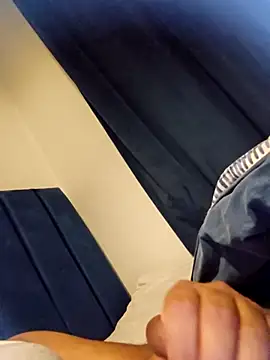 Hotboy-534 online show from October 15, 5:51 am