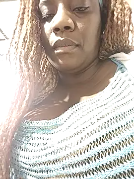 Alaya-15 online show from December 18, 10:05 pm