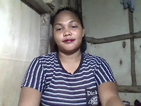 Snapshot of sweetlexypinay19 chatting on June 3, 2:08 pm sweetlexypinay19 online show from June 3, 2:08 pm