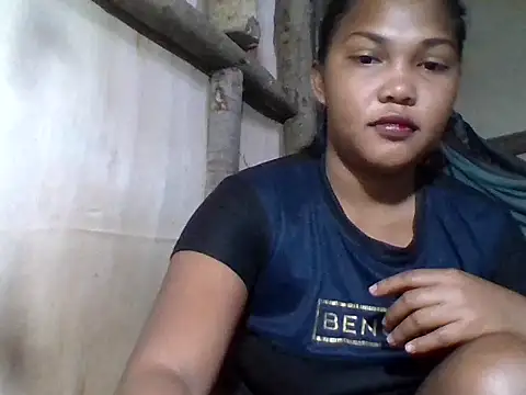Snapshot of sweetlexypinay19 chatting on June 5, 10:26 pm sweetlexypinay19 online show from June 5, 10:26 pm