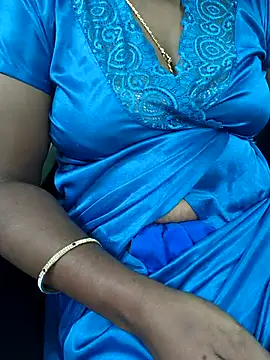 Tamilselviroja- online show from October 13, 3:45 pm