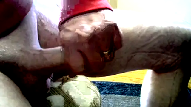 Snapshot of Farmall400 chatting on February 2, 6:17 pm Farmall400 online show from February 2, 6:17 pm