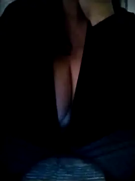 sexyguenda online show from October 29, 8:32 pm