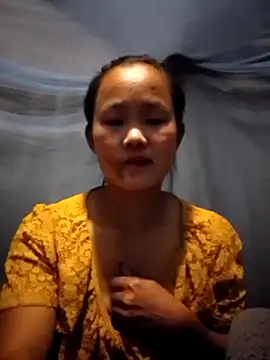 Snapshot of Alice_wo chatting on October 5, 3:43 pm Alice wo online show from October 5, 3:43 pm