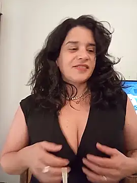 Snapshot of MoritaSalvaj chatting on October 21, 5:02 pm MoritaSalvaj online show from October 21, 5:02 pm