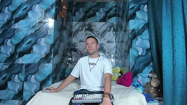 celesteyorucso1 online show from October 20, 10:43 pm