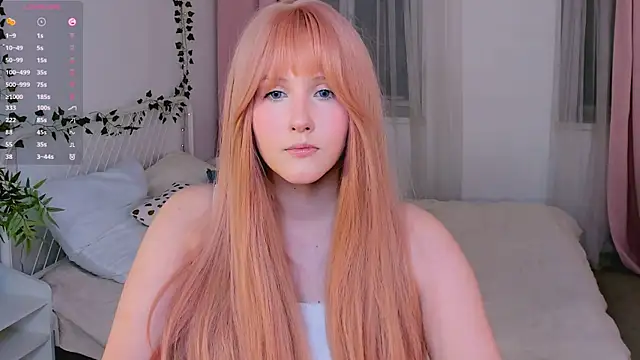 Snapshot of DelilahTaylor chatting on October 19, 6:47 am DelilahTaylor online show from October 19, 6:47 am