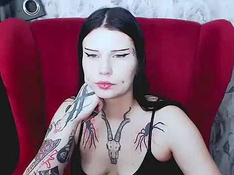 VenomDoll online show from January 10, 8:32 pm