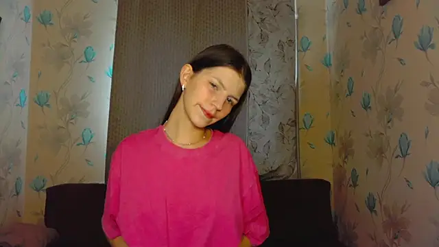 Snapshot of _SkyLine_x chatting on October 9, 10:13 am SkyLine x online show from October 9, 10:13 am