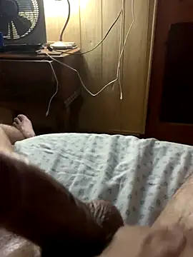 Snapshot of -bunny06 chatting on October 6, 2:36 pm -bunny06 online show from October 6, 2:36 pm