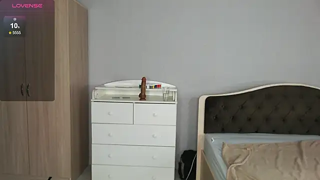 Snapshot of KaiChicken chatting on March 17, 12:30 pm KaiChicken online show from March 17, 12:30 pm