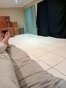 Snapshot of Rudiesny chatting on February 28, 10:44 pm Rudiesny online show from February 28, 10:44 pm