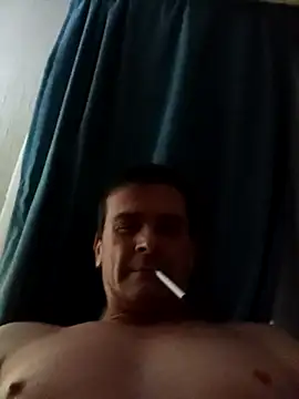 Snapshot of Rudiesny chatting on May 5, 8:17 pm Rudiesny online show from May 5, 8:17 pm