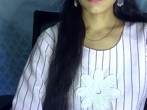 Snapshot of Shazi_1 chatting on May 24, 5:18 pm Shazi 1 online show from May 24, 5:18 pm