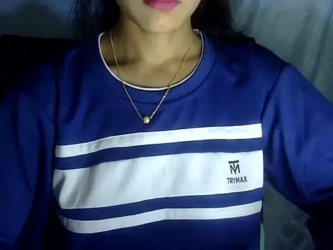 Snapshot of Shazi_1 chatting on June 1, 2:19 pm Shazi 1 online show from June 1, 2:19 pm