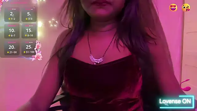 Snapshot of uniq_baby chatting on September 29, 5:18 pm uniq baby online show from September 29, 5:18 pm