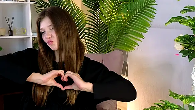 Snapshot of ClaireMcdargh chatting on October 1, 3:40 pm ClaireMcdargh online show from October 1, 3:40 pm