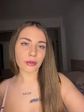 SelenaJenner online show from January 15, 5:12 am