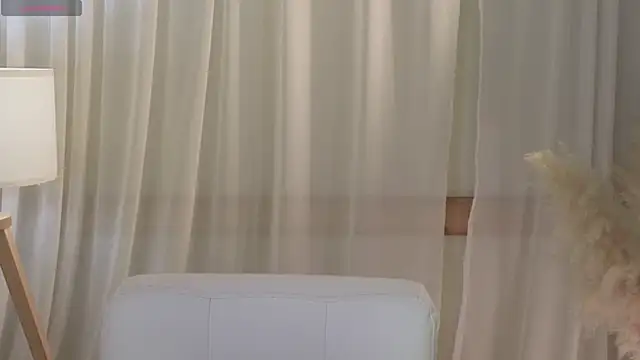 Snapshot of slow_flower chatting on February 4, 12:22 pm slow flower online show from February 4, 12:22 pm