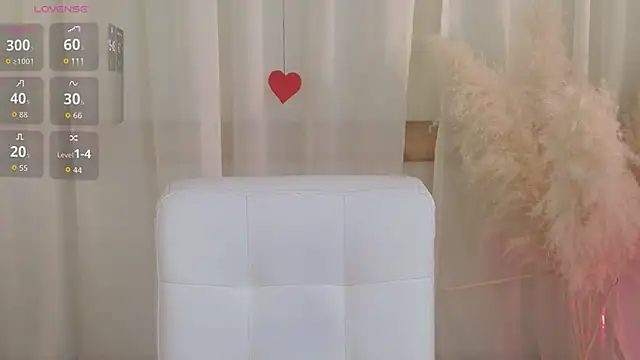 Snapshot of slow_flower chatting on February 14, 12:35 pm slow flower online show from February 14, 12:35 pm