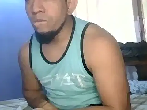 Snapshot of fayola20 chatting on October 13, 1:33 pm fayola20 online show from October 13, 1:33 pm