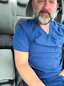 Snapshot of fuckadilf chatting on December 18, 8:59 pm fuckadilf online show from December 18, 8:59 pm