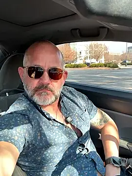 Snapshot of fuckadilf chatting on January 6, 5:05 pm fuckadilf online show from January 6, 5:05 pm