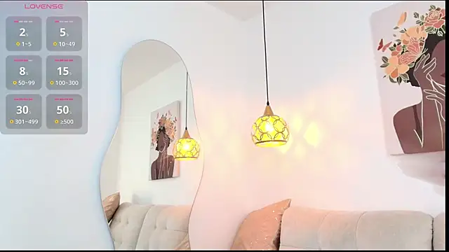 Snapshot of Samara_Smith04 chatting on October 18, 7:03 pm Samara Smith04 online show from October 18, 7:03 pm