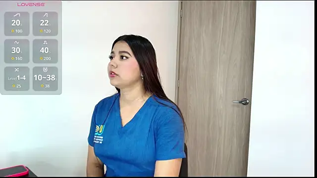 Snapshot of Samara_Smith04 chatting on October 20, 11:54 am Samara Smith04 online show from October 20, 11:54 am